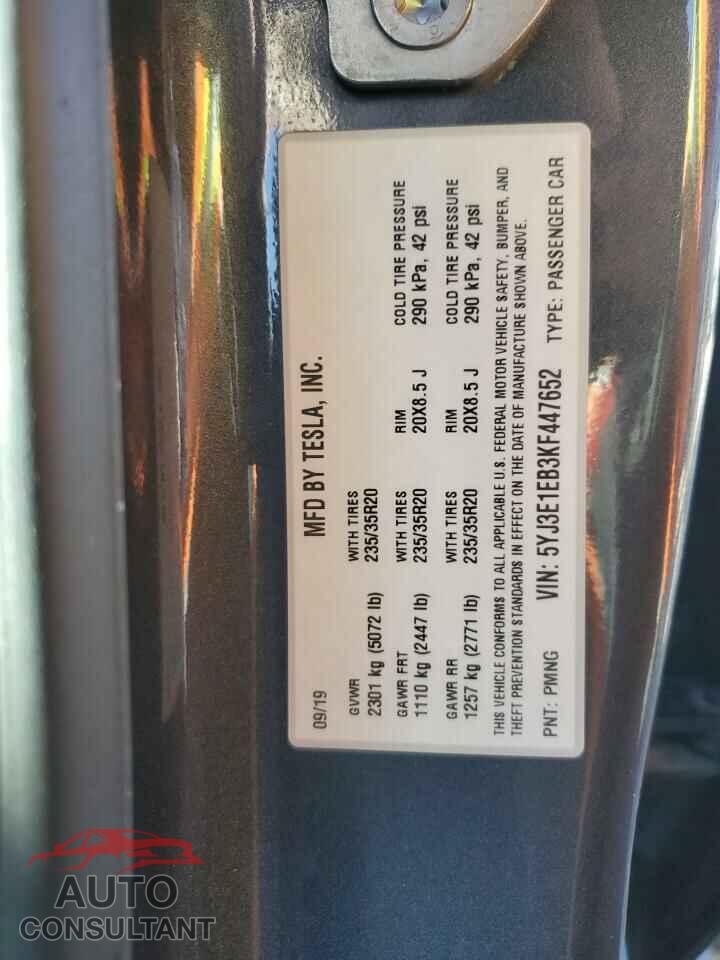 TESLA MODEL 3 2019 - 5YJ3E1EB3KF447652