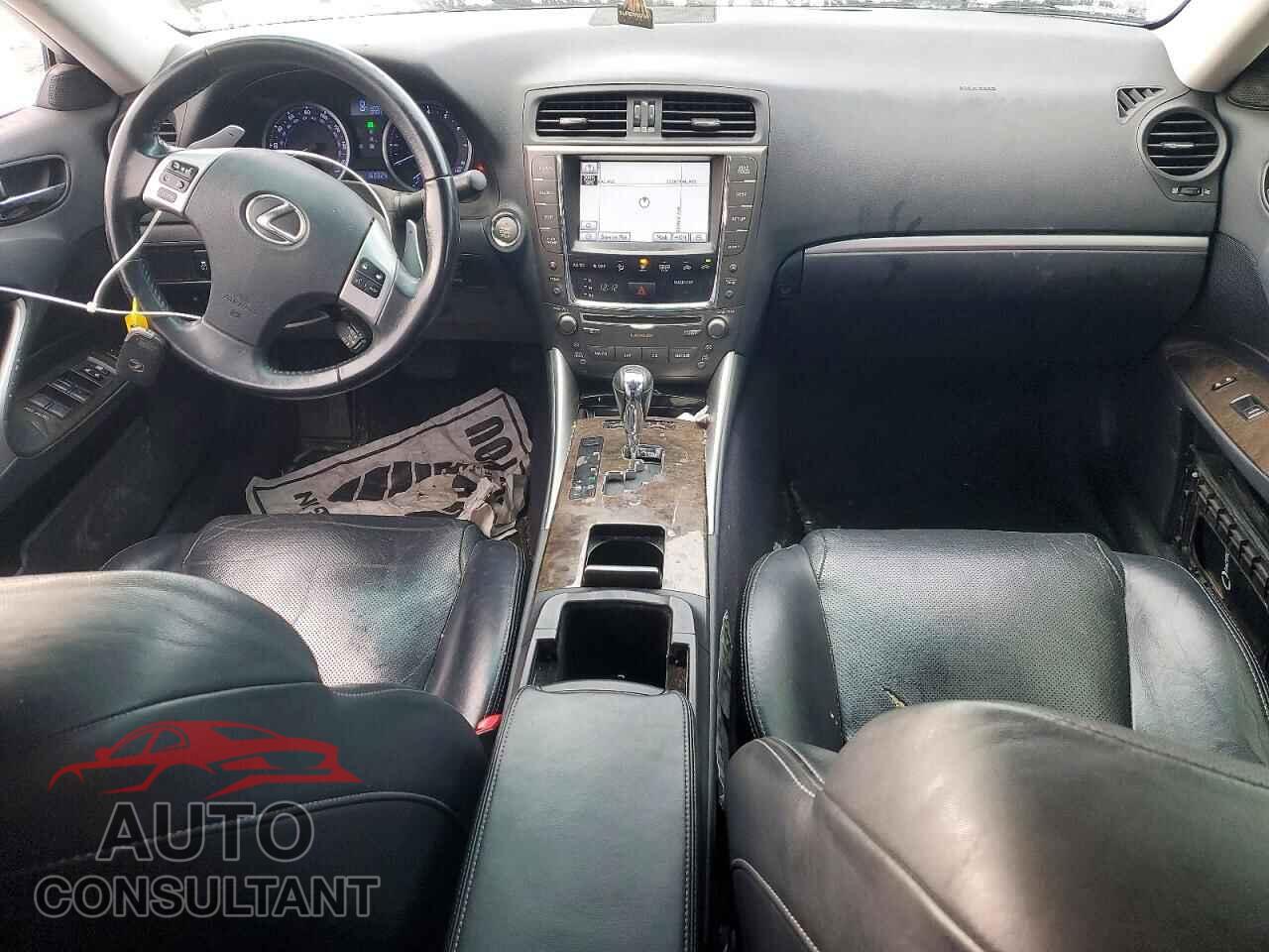 LEXUS IS 2012 - JTHBF5C24C5168103