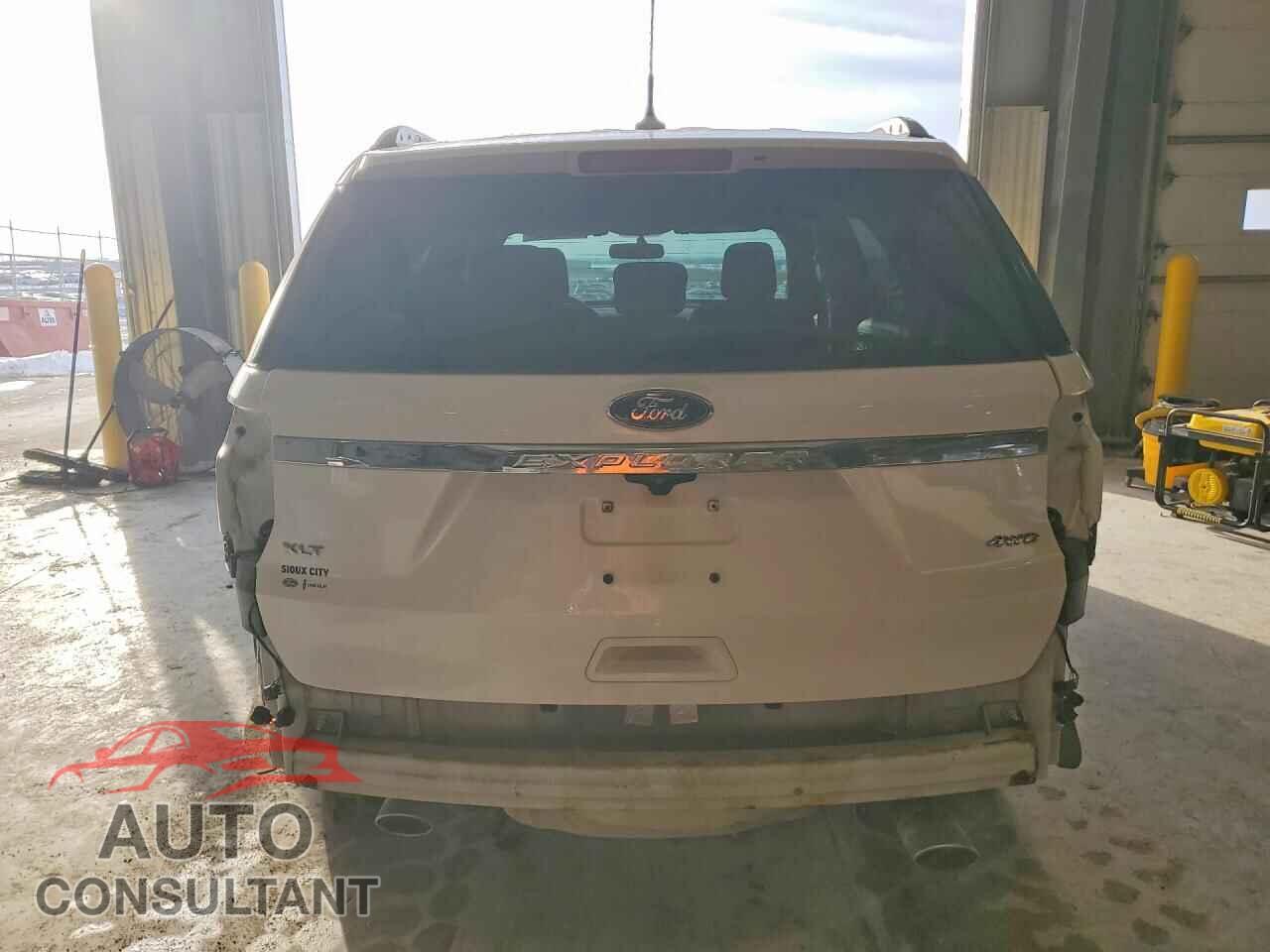 FORD EXPLORER 2018 - 1FM5K8D8XJGB43914