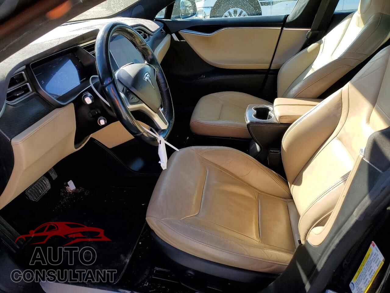 TESLA MODEL S 2015 - 5YJSA1E25FF116343