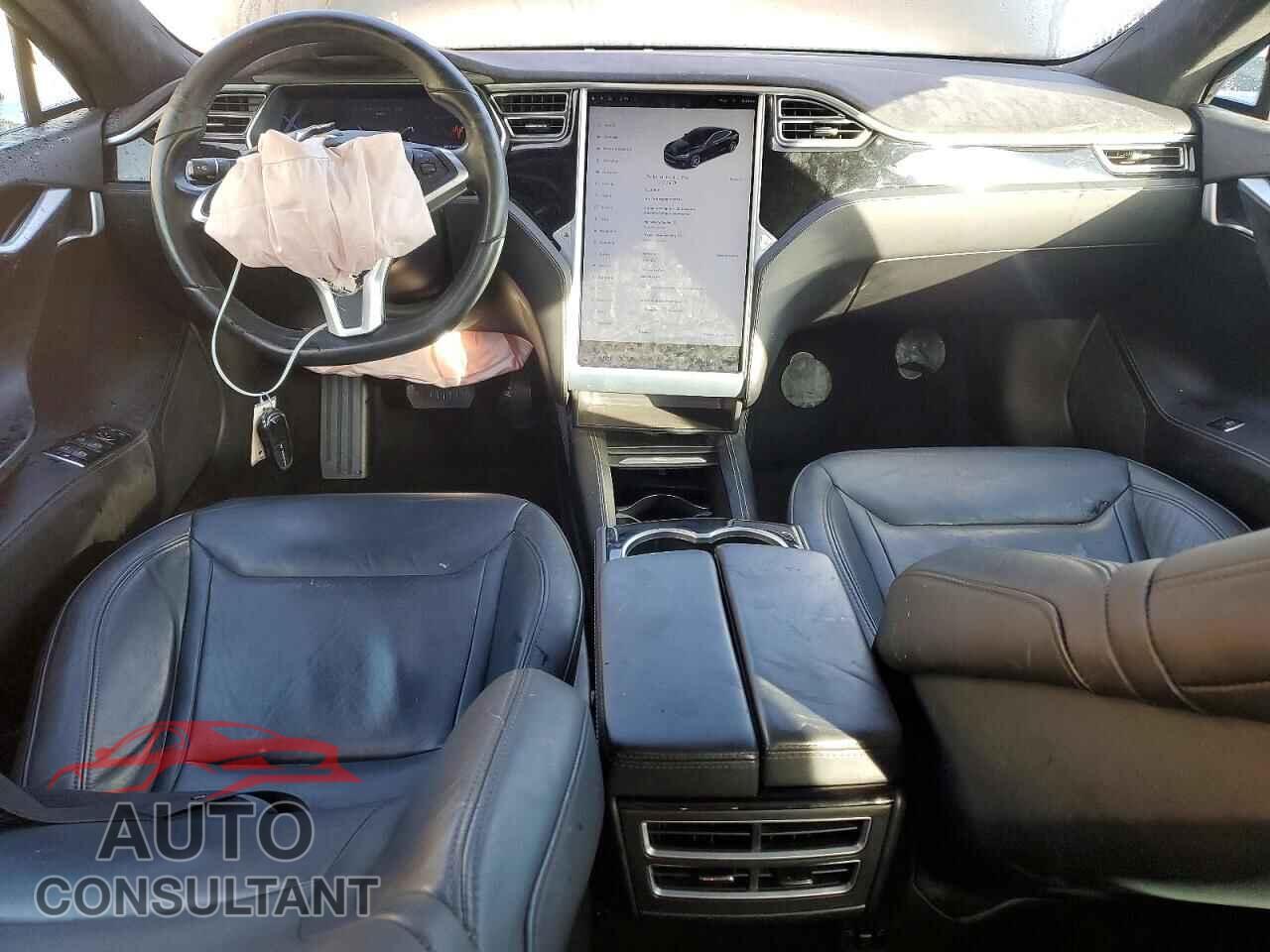 TESLA MODEL S 2015 - 5YJSA1E28FF115249