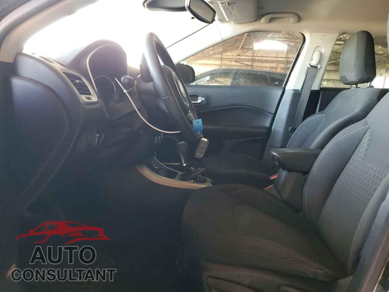 JEEP COMPASS 2017 - 3C4NJDAB2HT666821