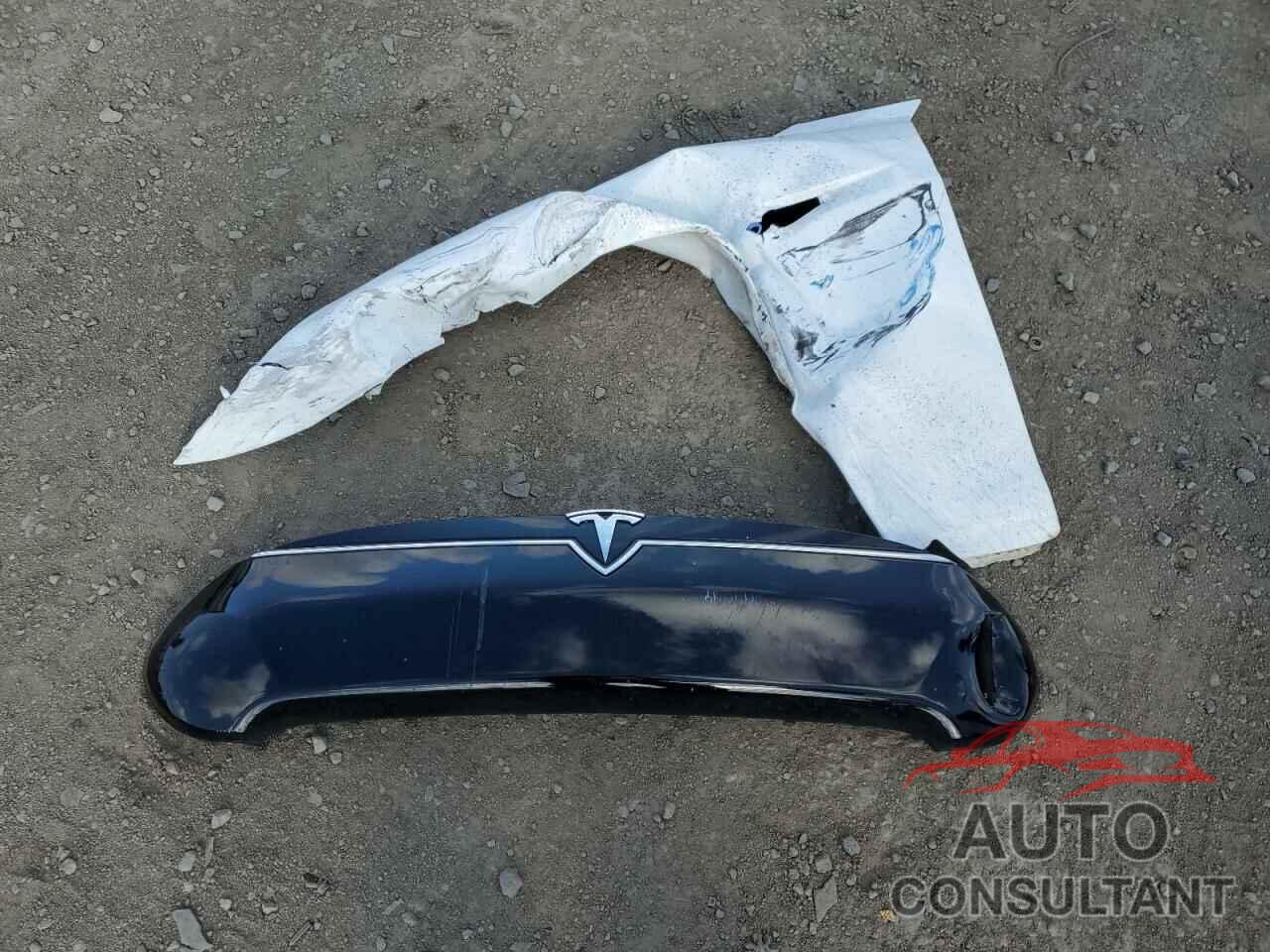 TESLA MODEL S 2013 - 5YJSA1CN1DFP11636