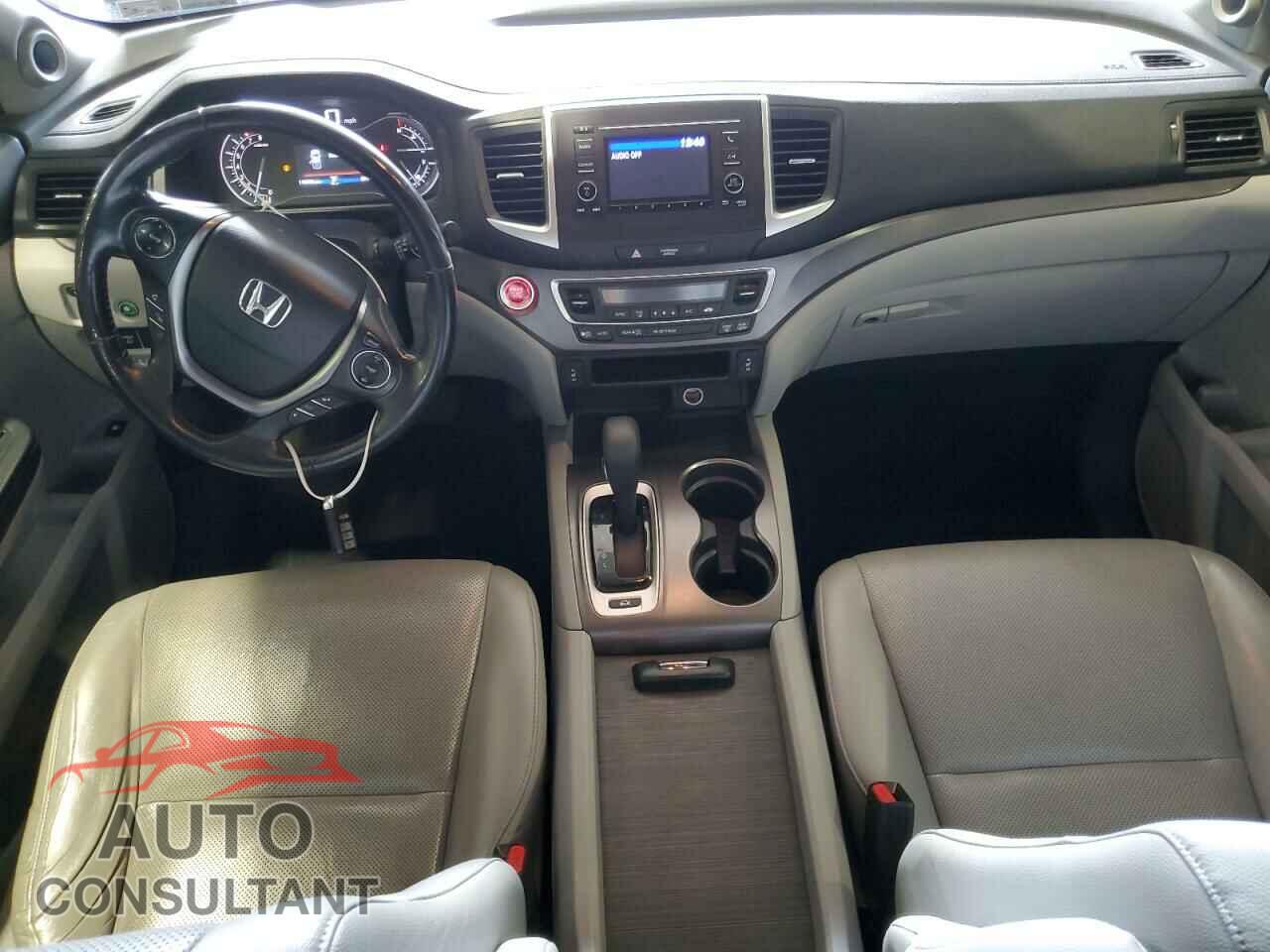 HONDA RIDGELINE 2017 - 5FPYK3F50HB032033
