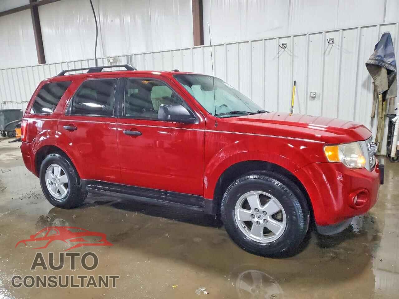 FORD ESCAPE 2011 - 1FMCU9DG5BKB11532