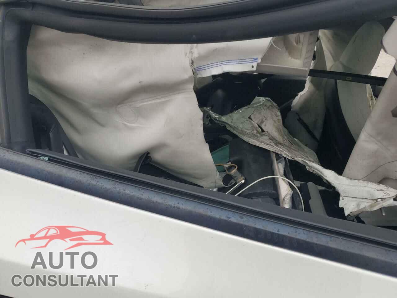 TESLA MODEL 3 2023 - 5YJ3E1EB8PF665836