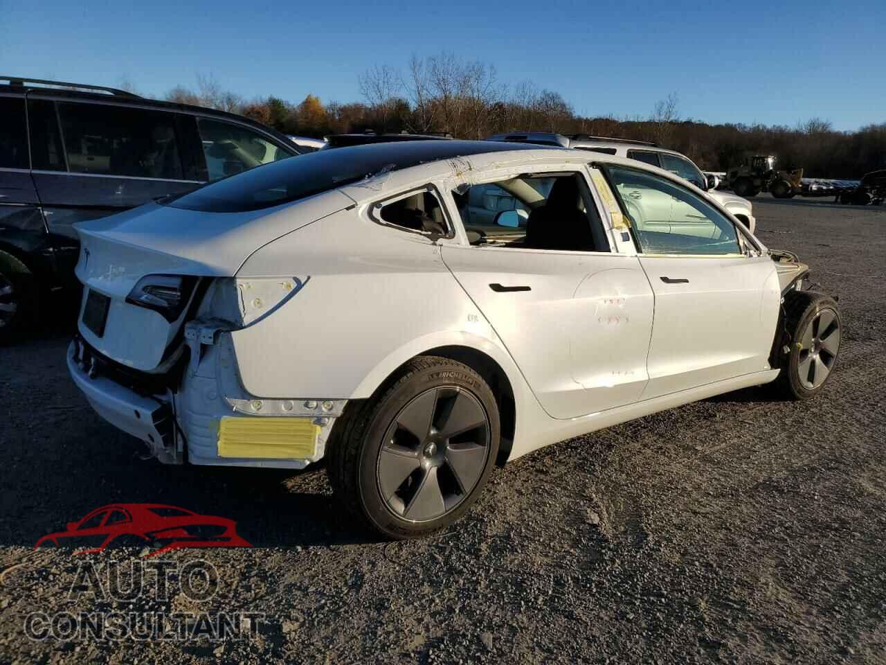 TESLA MODEL 3 2023 - 5YJ3E1EA0PF489601