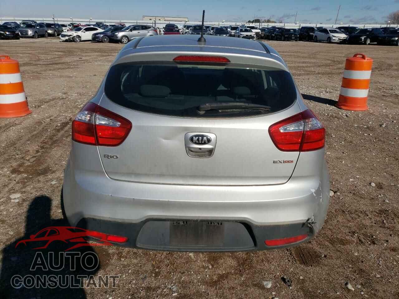 KIA RIO 2014 - KNADN5A36E6359072