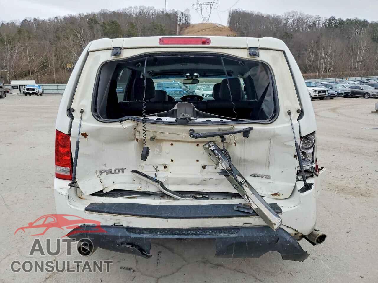 HONDA PILOT 2013 - 5FNYF4H57DB006913