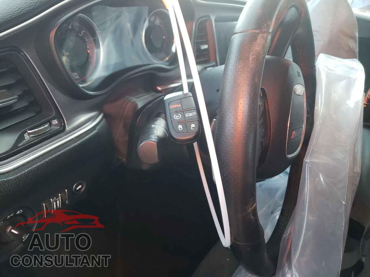 DODGE CHALLENGER 2018 - 2C3CDZFJ1JH142087