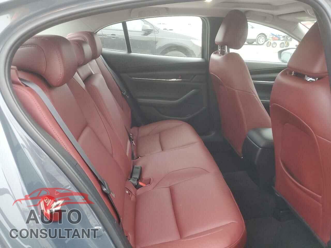 MAZDA 3 2023 - 3MZBPACM4PM377444