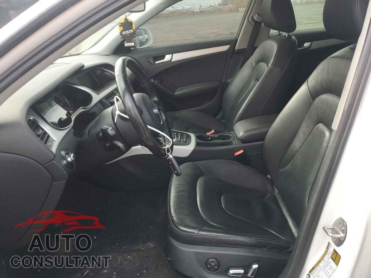 AUDI A4 2016 - WAUBFCFL6GN005627