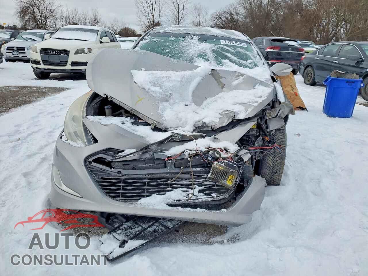 HYUNDAI SONATA 2013 - KMHEC4A42DA065076