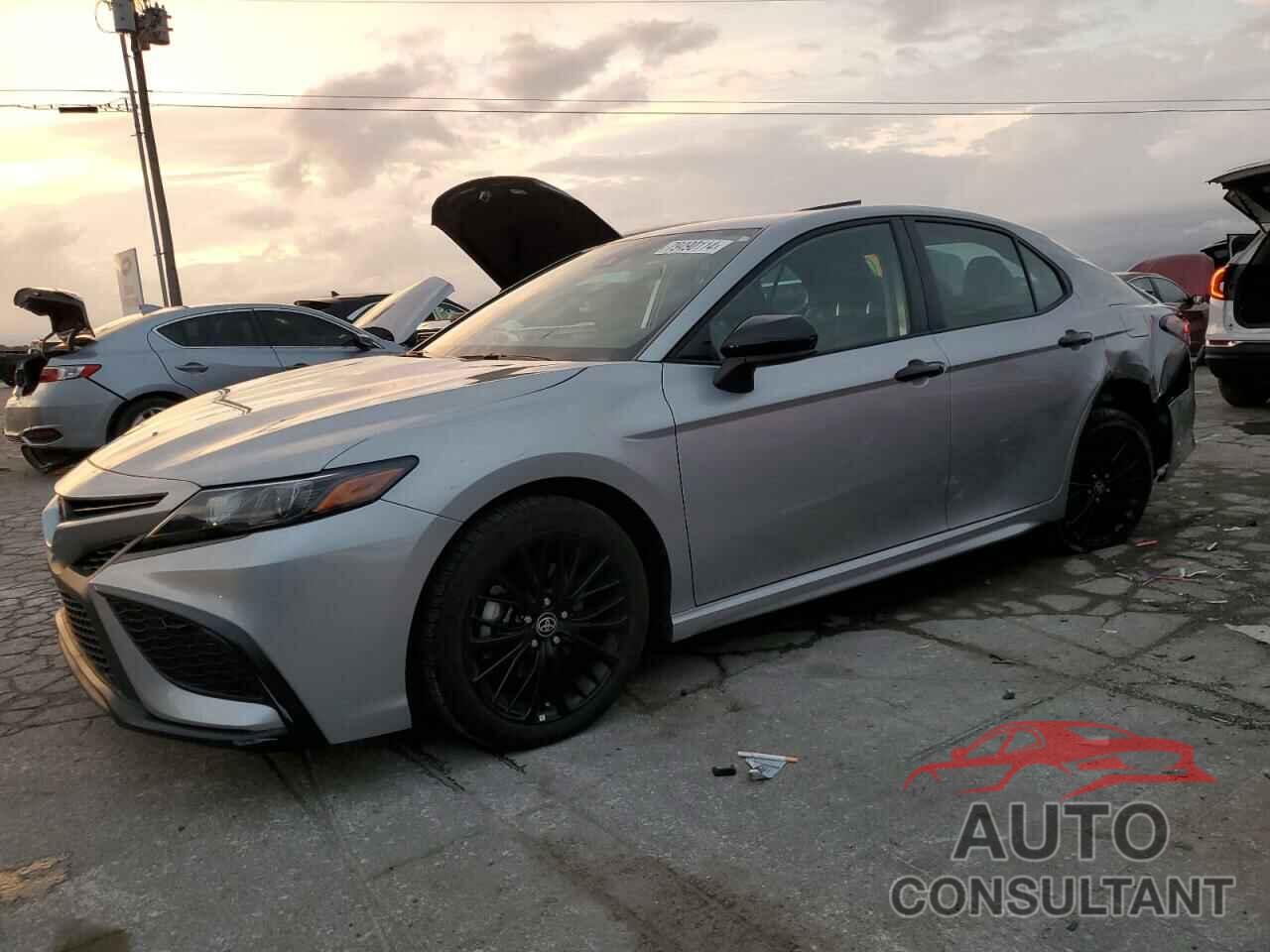 TOYOTA CAMRY 2021 - 4T1G11AKXMU495223