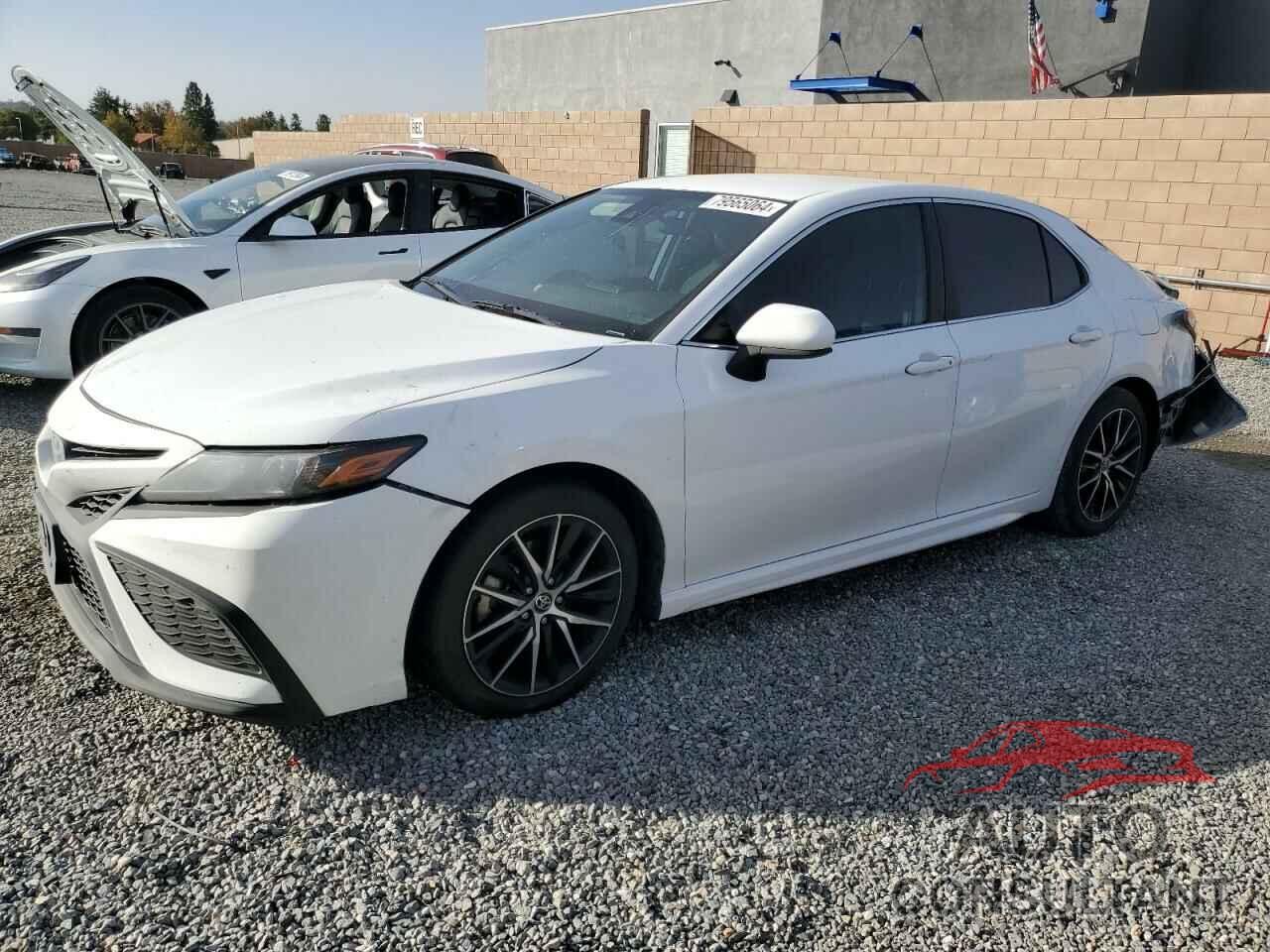 TOYOTA CAMRY 2021 - 4T1G11AK1MU535754