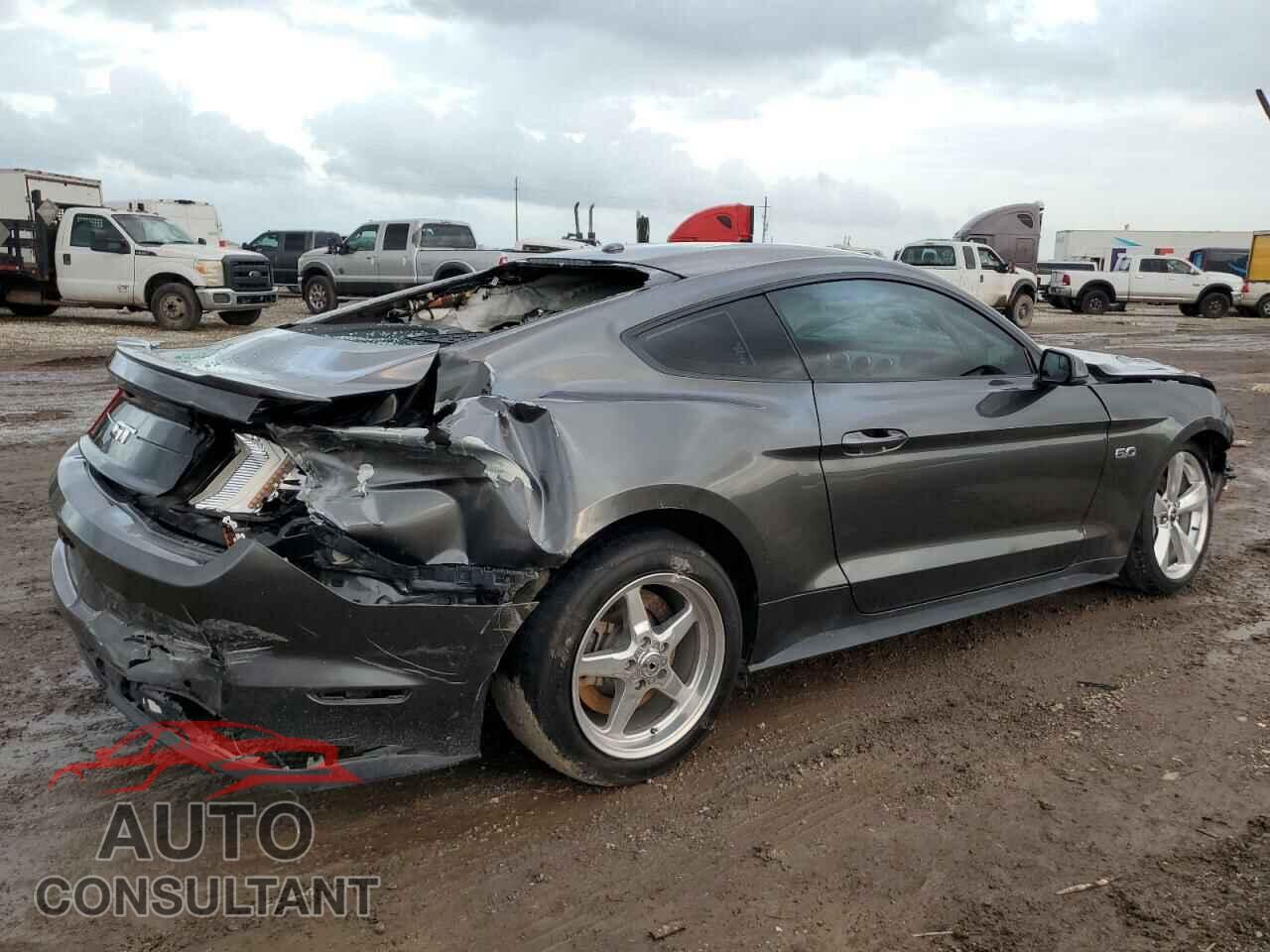 FORD MUSTANG 2018 - 1FA6P8CF4J5108491