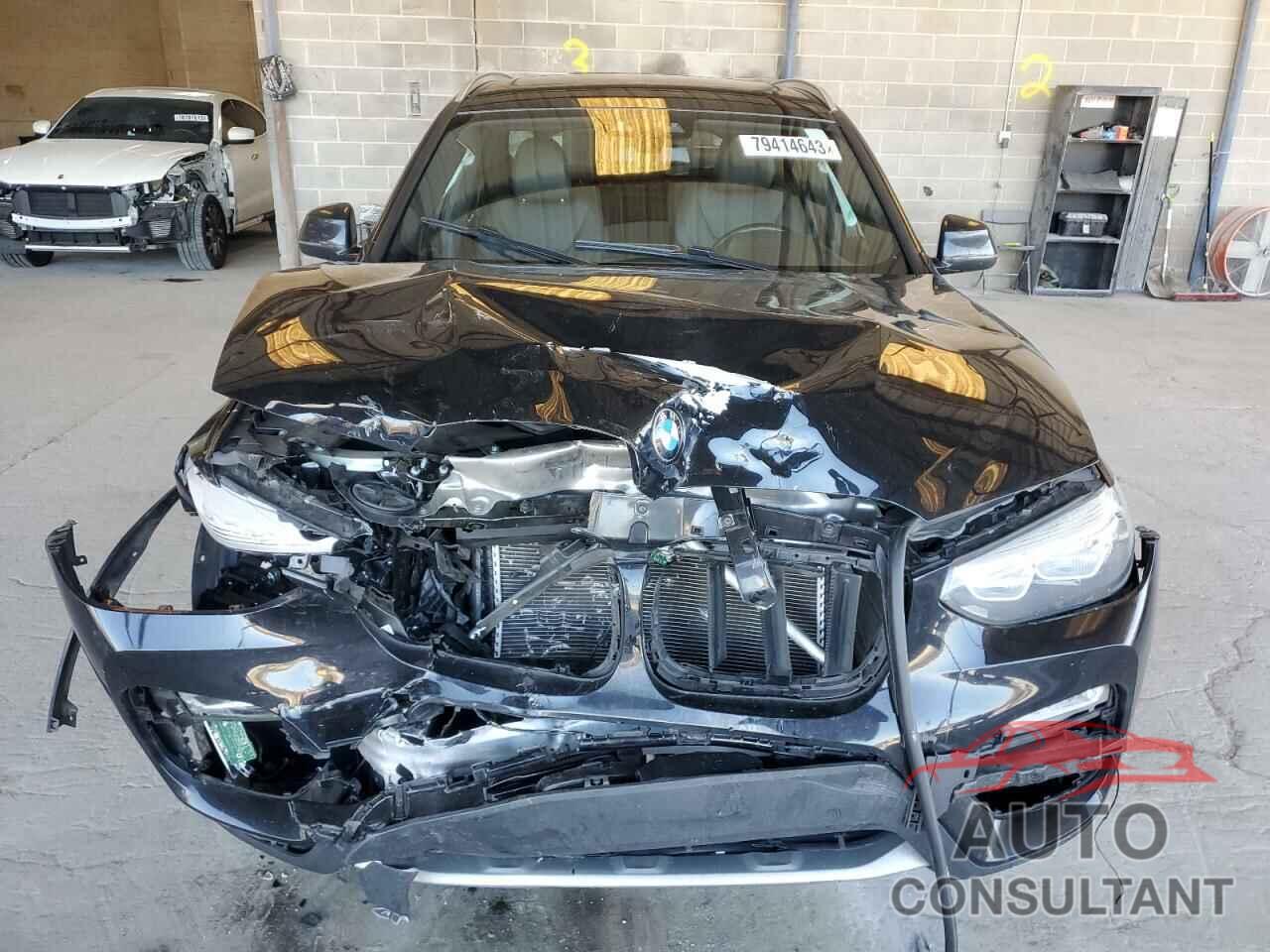 BMW X3 2019 - 5UXTR7C59KLF30795