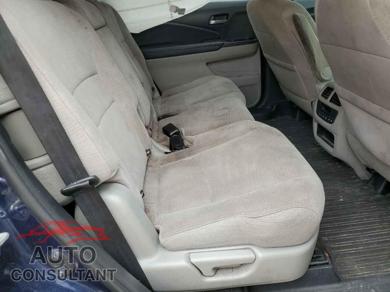 HONDA PILOT 2017 - 5FNYF5H36HB045177