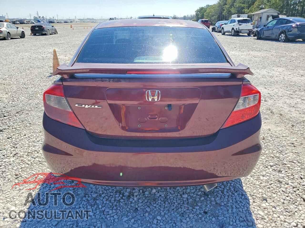 HONDA CIVIC 2012 - 2HGFB2F57CH586734