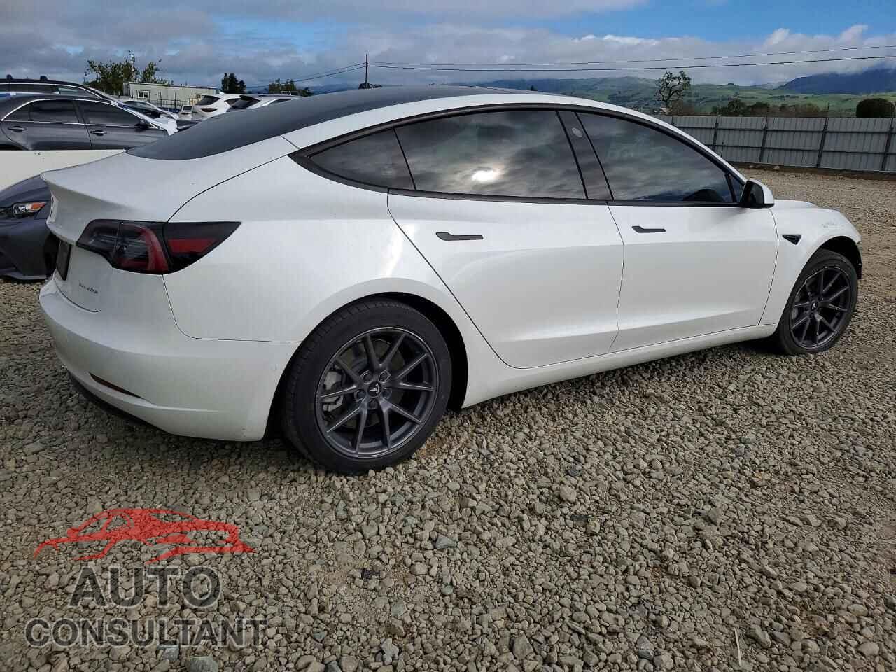 TESLA MODEL 3 2022 - 5YJ3E1EB7NF230898