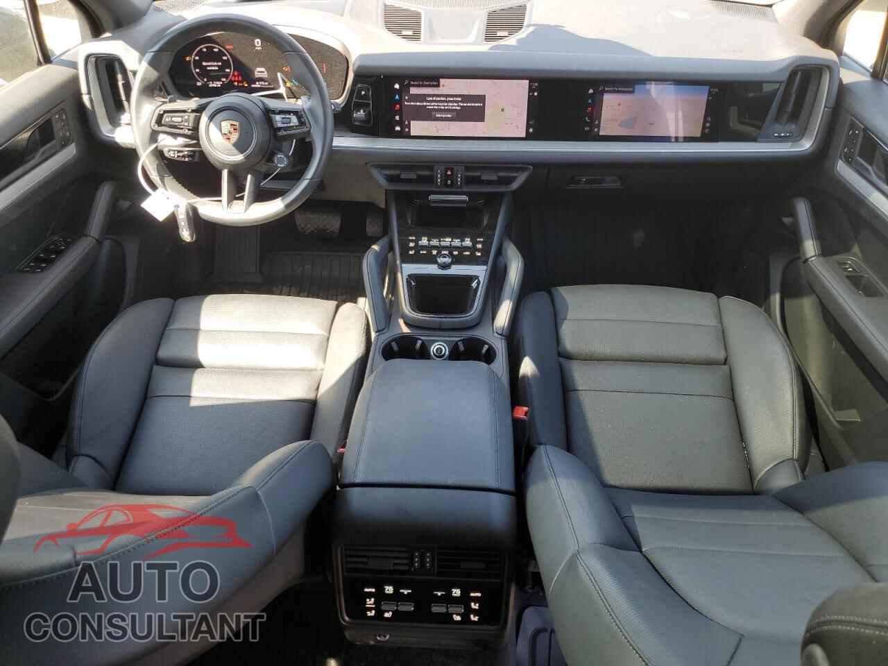 PORSCHE CAYENNE 2024 - WP1AA2AY5RDA11193