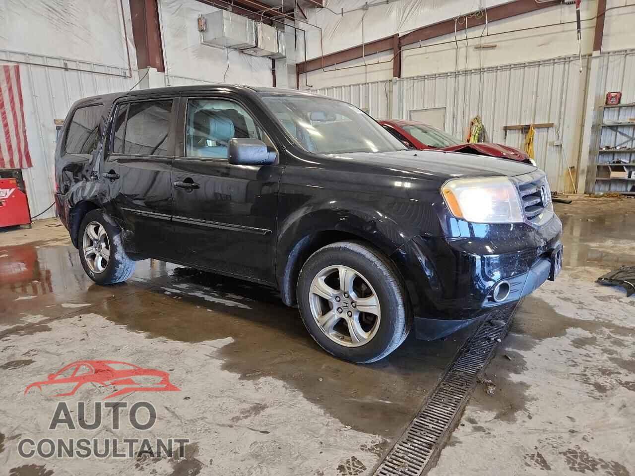 HONDA PILOT 2015 - 5FNYF4H56FB003178