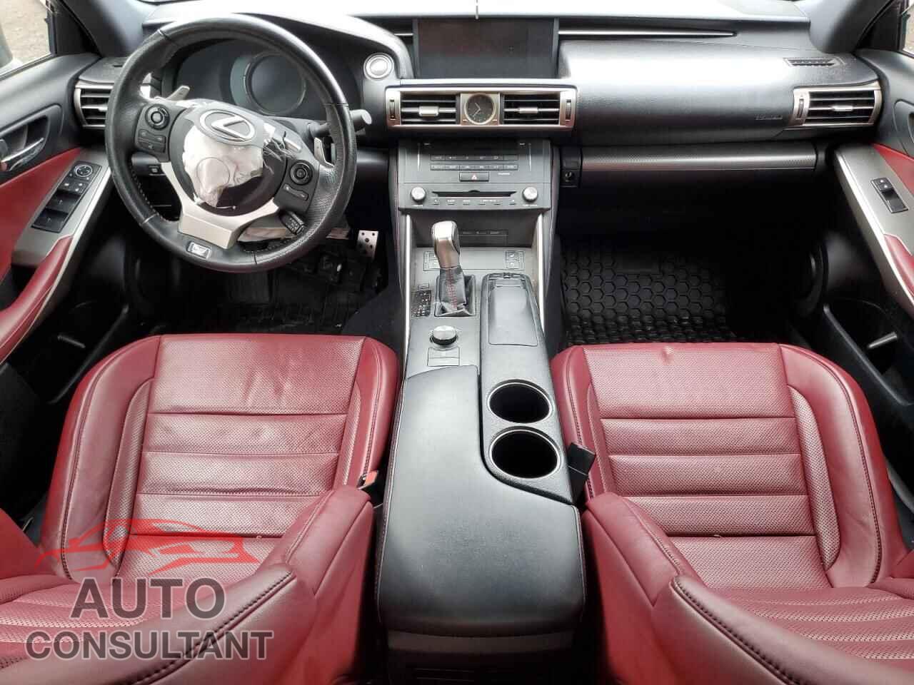 LEXUS IS 2015 - JTHCF1D24F5028004