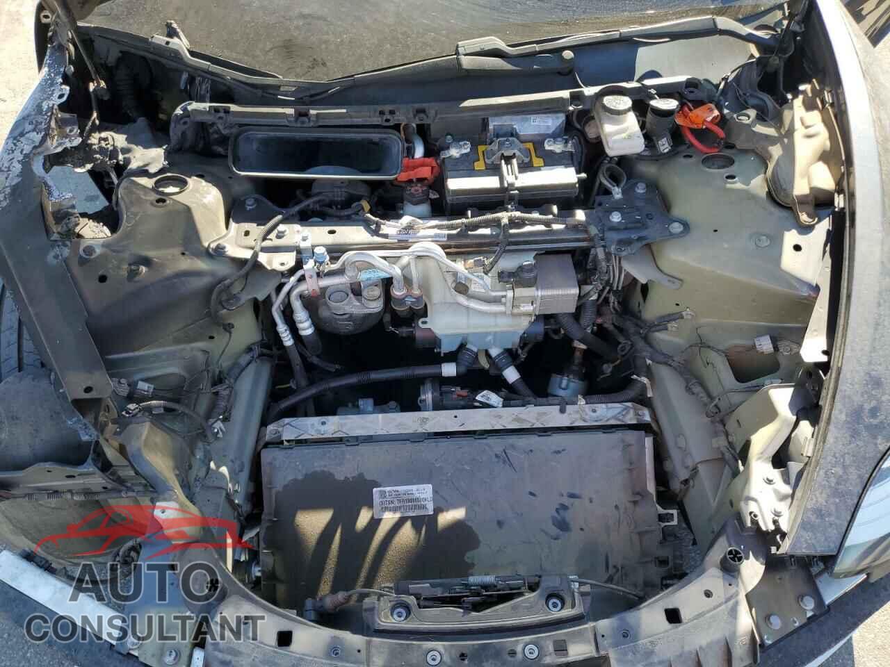 TESLA MODEL 3 2019 - 5YJ3E1EA6KF307361