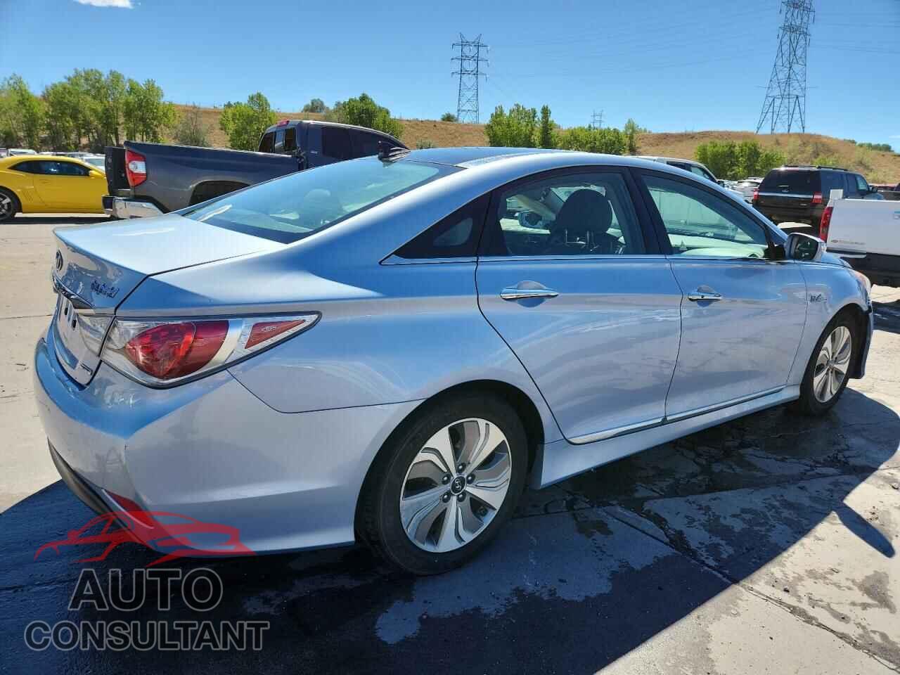 HYUNDAI SONATA 2015 - KMHEC4A43FA131704