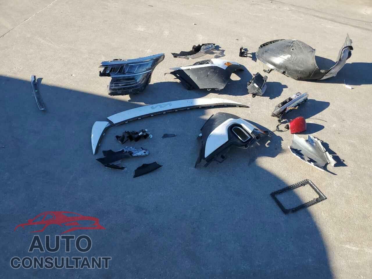 KIA SELTOS 2023 - KNDETCA27P7380292