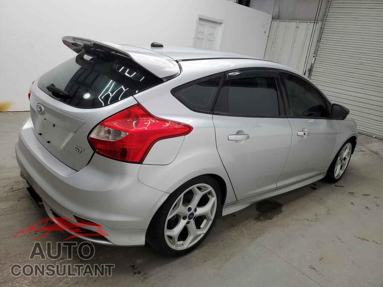 FORD FOCUS 2014 - 1FADP3L99EL233721