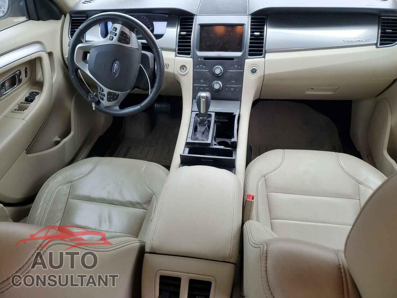 FORD TAURUS 2013 - 1FAHP2E85DG174142