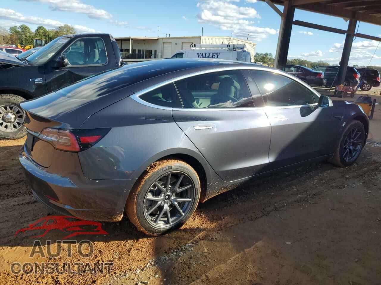 TESLA MODEL 3 2019 - 5YJ3E1EA5KF431525