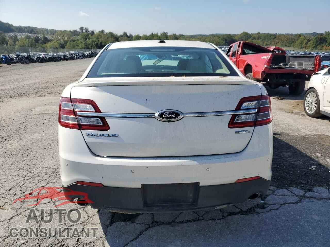 FORD TAURUS 2016 - 1FAHP2E89GG115566