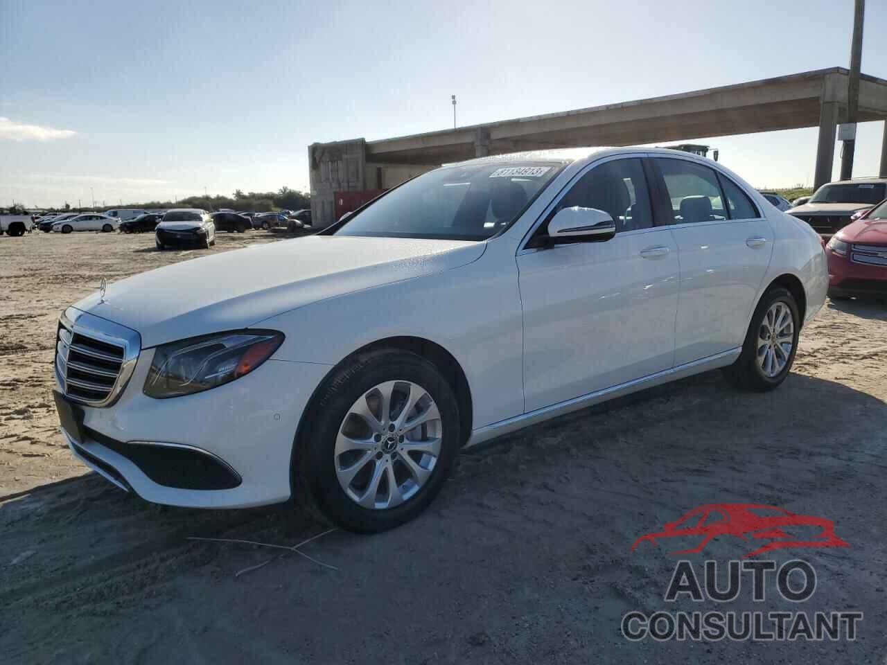 MERCEDES-BENZ E-CLASS 2018 - WDDZF4KB1JA370516