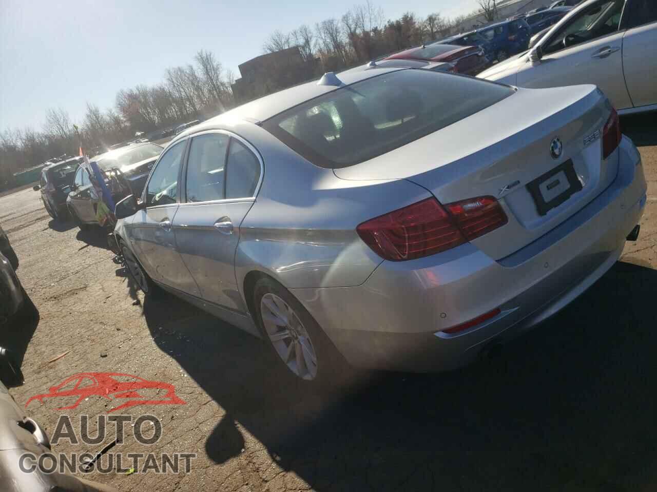 BMW 5 SERIES 2014 - WBA5B3C51ED533044