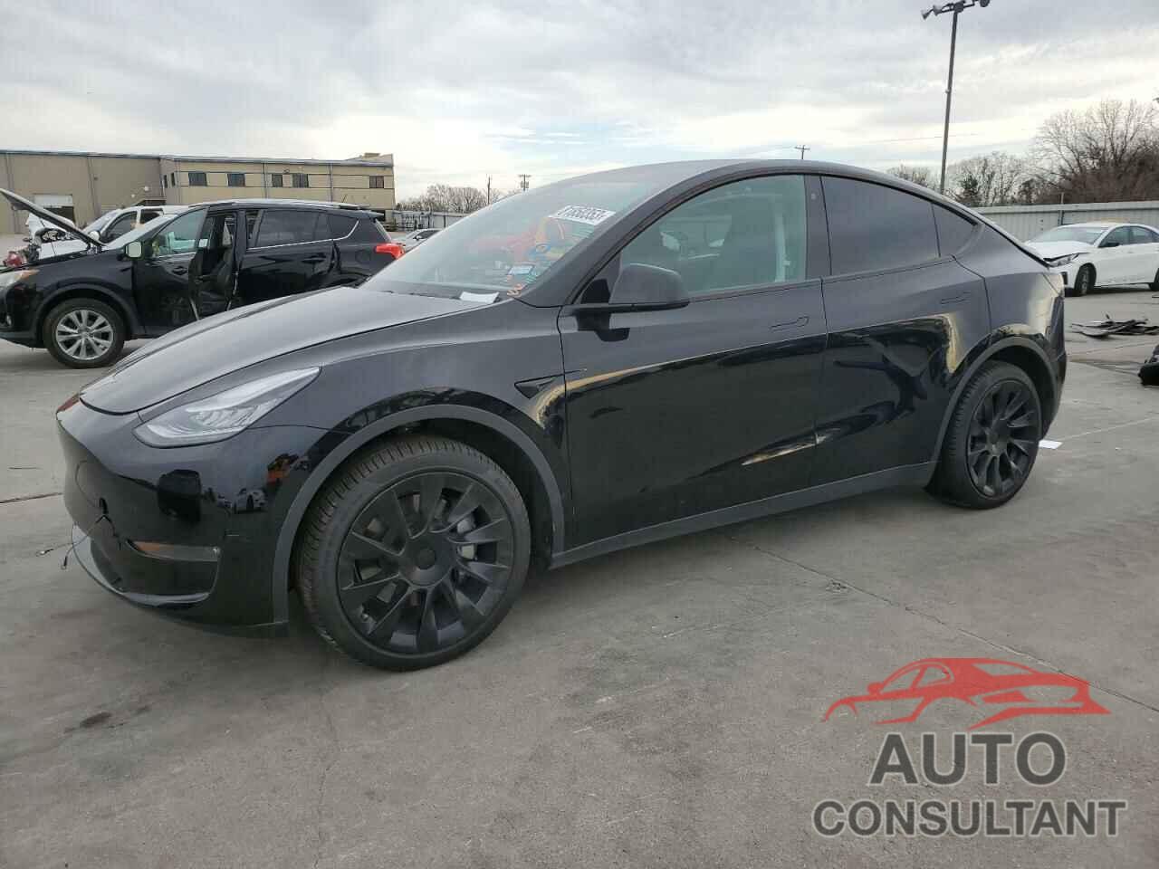 TESLA MODEL Y 2020 - 5YJYGDEE8LF045994