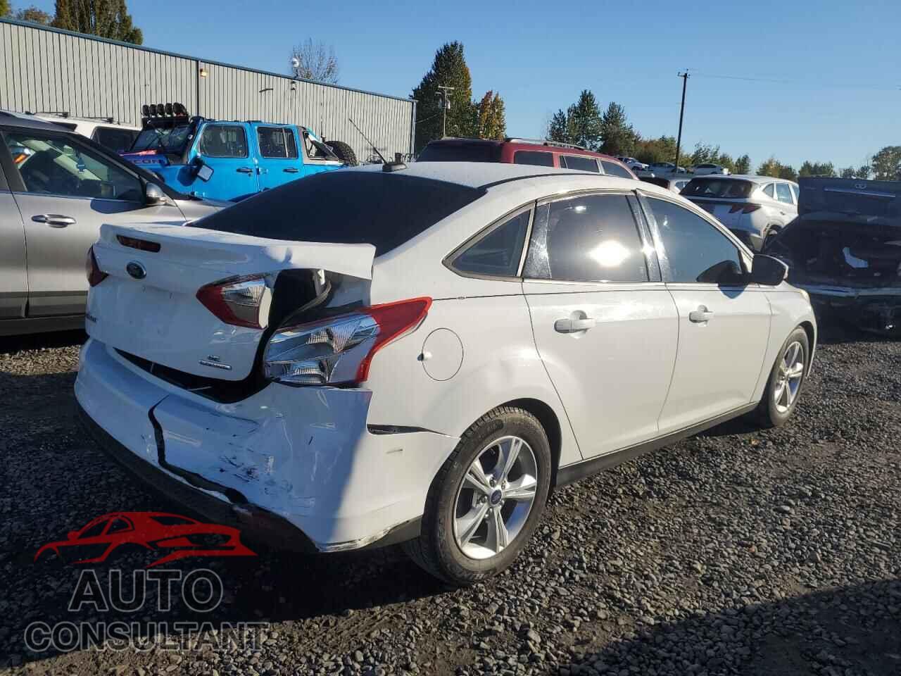 FORD FOCUS 2014 - 1FADP3F26EL337145