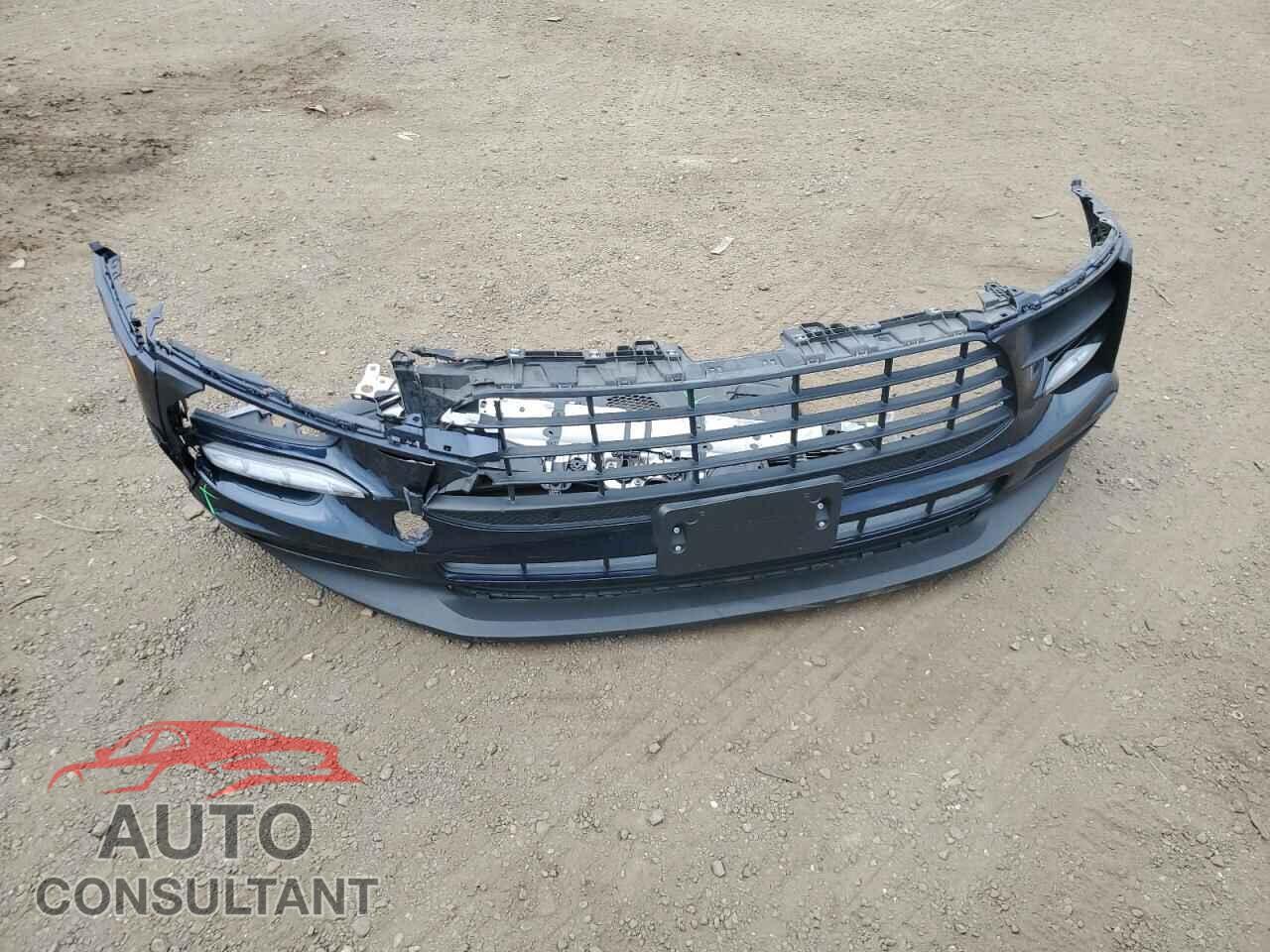 PORSCHE CAYENNE 2016 - WP1AA2A21GKA15505