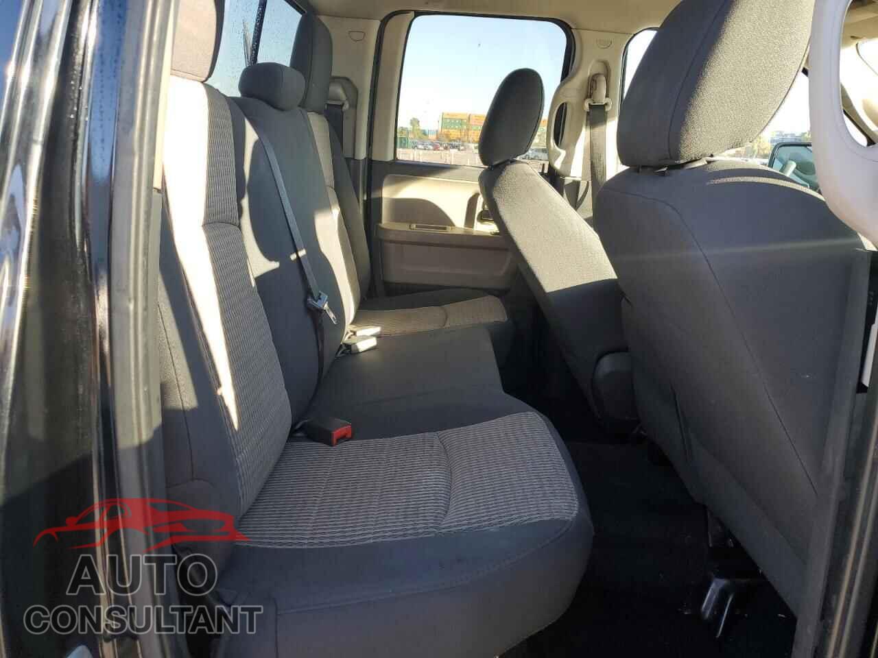 DODGE RAM 1500 2012 - 1C6RD6GP0CS115912