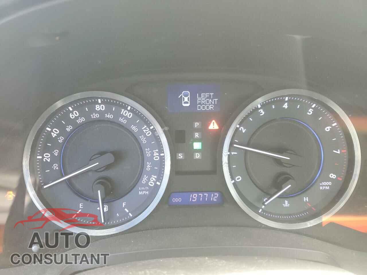 LEXUS IS 2011 - JTHCF5C24B5050409