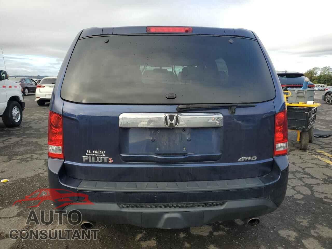 HONDA PILOT 2013 - 5FNYF4H53DB005807