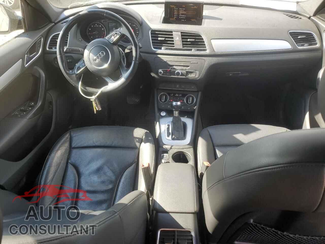 AUDI Q3 2017 - WA1BCCFS7HR000184