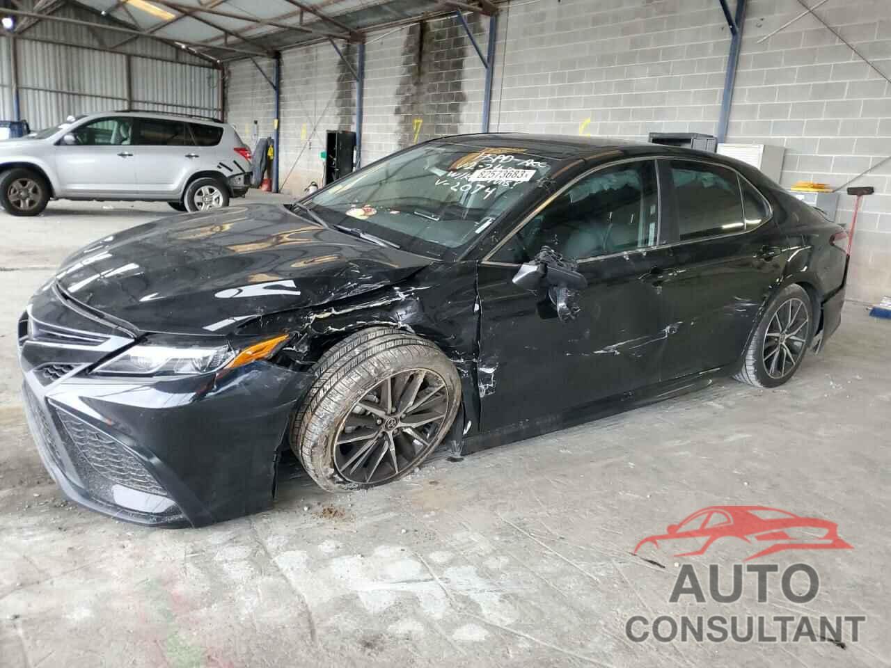 TOYOTA CAMRY 2021 - 4T1G11AK2MU452074