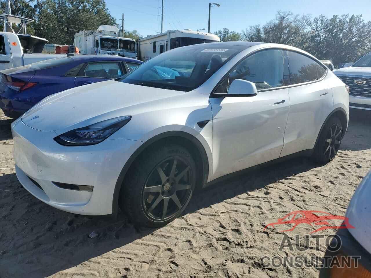 TESLA MODEL Y 2023 - 7SAYGDEEXPA114111