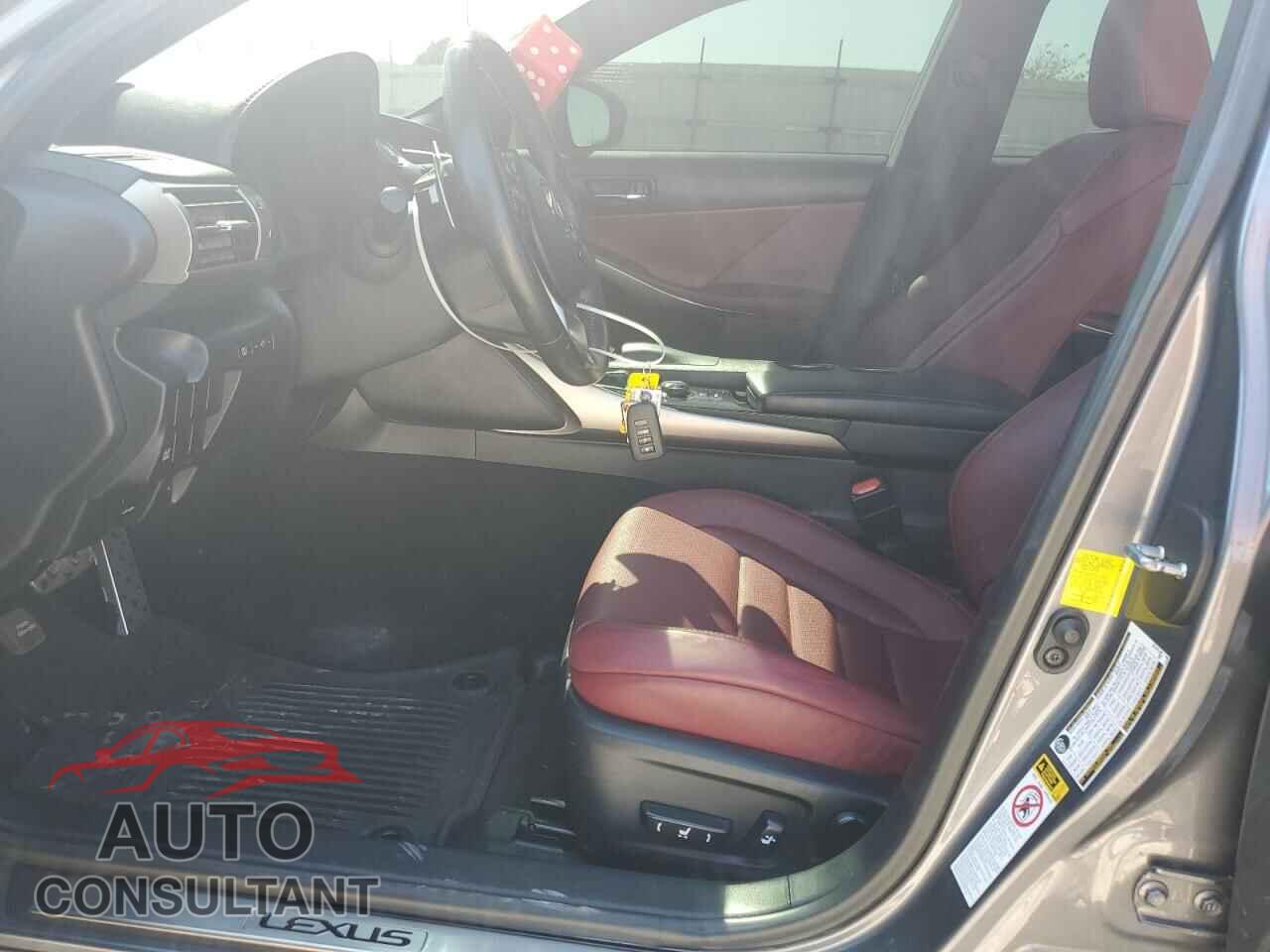 LEXUS IS 2014 - JTHCE1D21E5001246