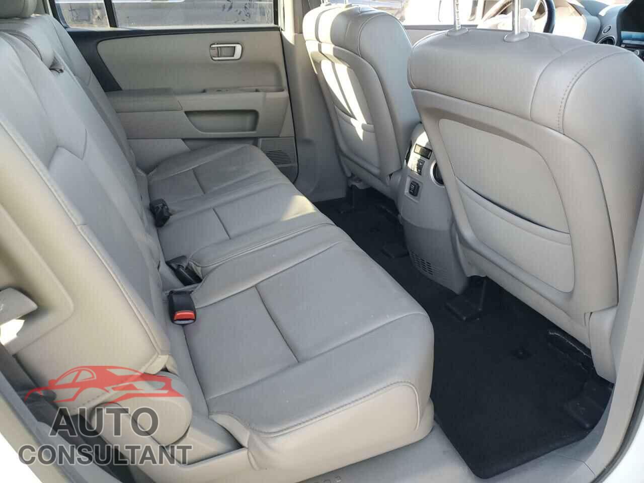 HONDA PILOT 2012 - 5FNYF3H53CB042381