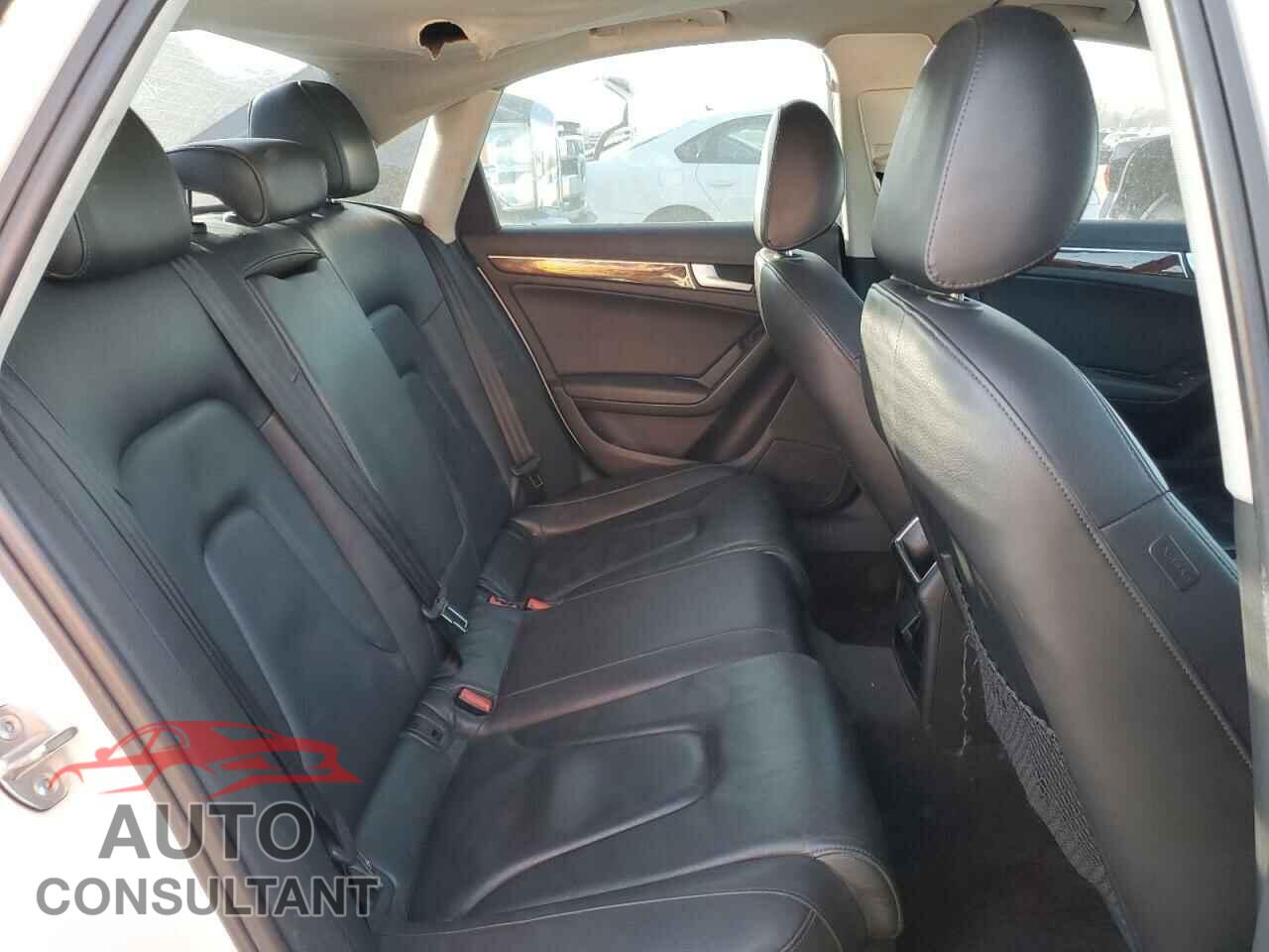 AUDI A4 2011 - WAUAFAFL5BN044007