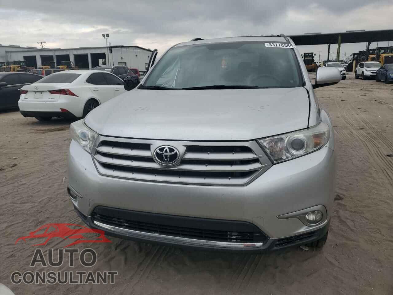TOYOTA HIGHLANDER 2013 - 5TDZK3EH8DS115868