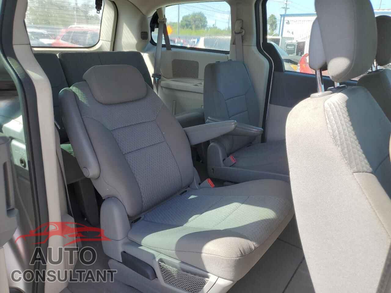 DODGE CARAVAN 2010 - 2D4RN4DE9AR423773